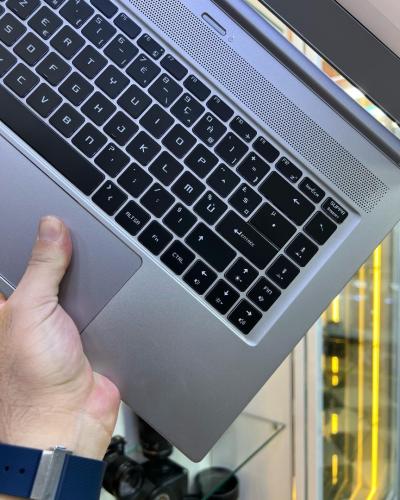 Msi P65 Creator i9 32GB/1024GB 4K, Carte Graphique NVIDIA RTX2070 8GB