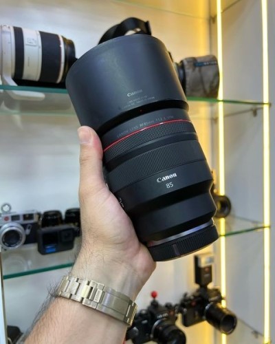 Canon RF 85mm f/1.2 L USM