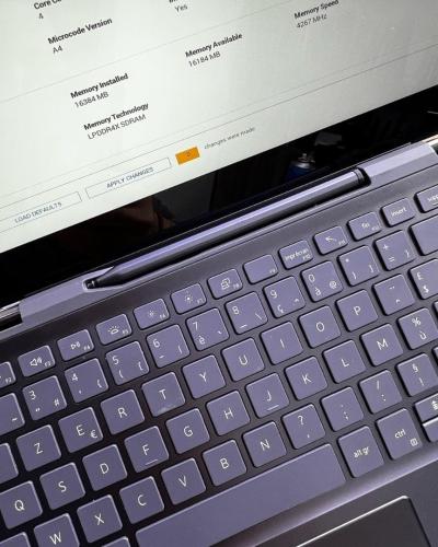 Vendu Dell Inspiron 15 i7 11eme 16GB/1024GB X360 4K double Carte Graphique, Intel Iris Xe Max