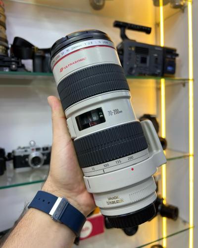 Canon EF 70-20 f/2.8L IS USM 