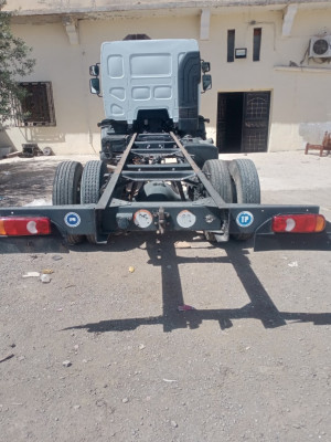 شاحنة-renault-midlum-220dix-2011-بلعايبة-المسيلة-الجزائر