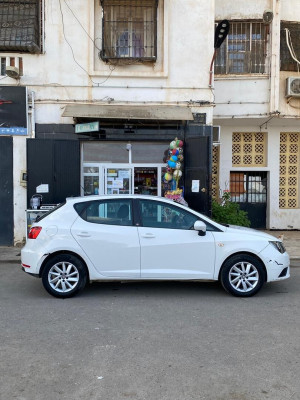 voitures-seat-ibiza-2018-sol-zeralda-alger-algerie