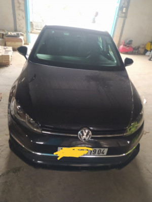 moyenne-berline-volkswagen-golf-7-2019-guelma-algerie