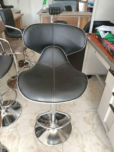 TABOURET DIFFÉRENT MODEL   