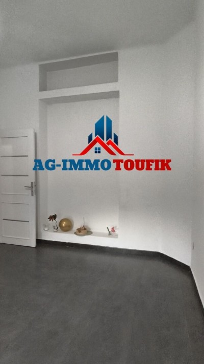 Location Appartement Niveau de villa F3 Alger El mouradia