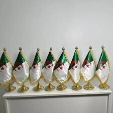 DRAPEAU ALGER + SOCLE PM ( 20X30 )