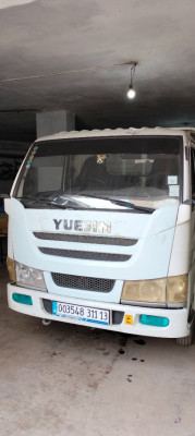 camion-chine-yinjin-2011-chetouane-tlemcen-algerie