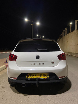 voitures-seat-ibiza-2010-algerie