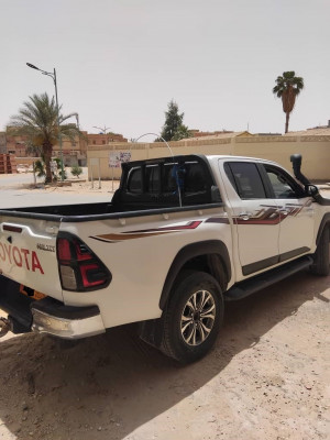 pickup-toyota-hilux-2020-legend-dc-4x4-batna-algerie