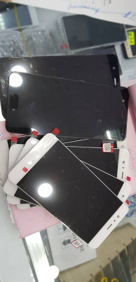 flashing-phones-repair-reparation-afficheur-realme-originaleoled-el-harrach-alger-algeria