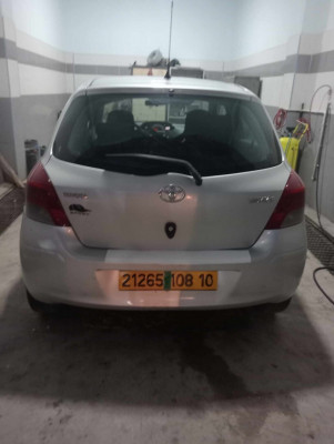 voitures-toyota-yaris-2010-bordj-bou-arreridj-algerie