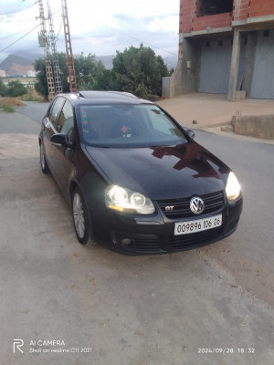 voitures-volkswagen-golf-5-2006-carat-akbou-bejaia-algerie