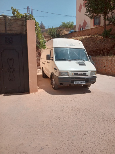 fourgon-iveco-classique-3510-1996-medea-algerie