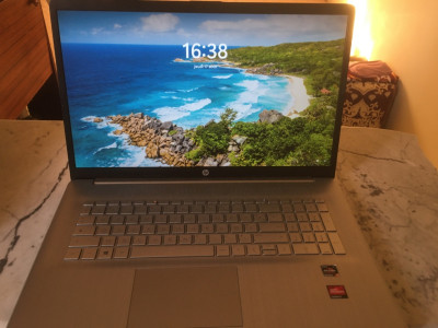 laptop-pc-portable-hussein-dey-alger-algerie