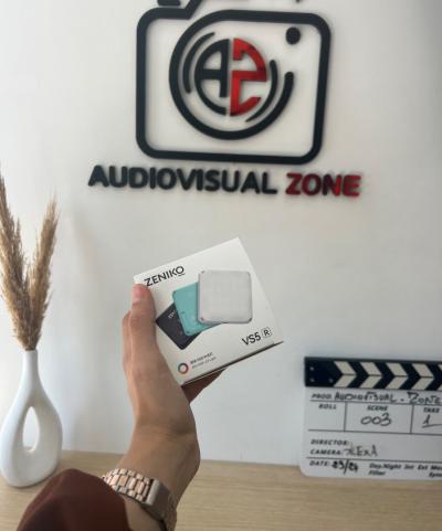 ZENIKO VS5 R Mini RGB LED Light