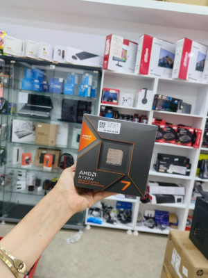 processeur-cpu-amd-ryzen-7-8700g-wraith-spire-4251-oran-algerie