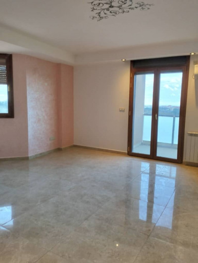 appartement-location-f4-alger-cheraga-algerie