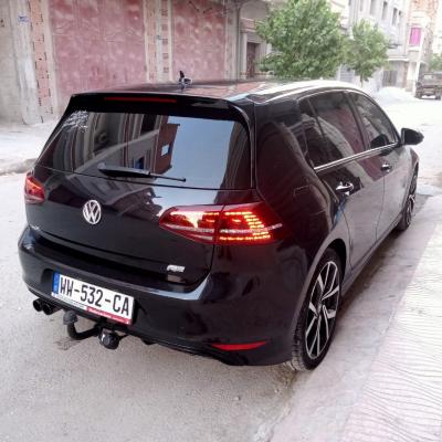 Bâche de protection capot VW golf7 - Blida Algérie