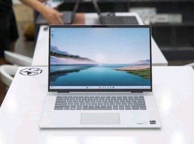  DELL INSPIRON 16 7630 / INTEL I7-1360P 5.2GHZ /RAM 16GB DDR5 / 512GB SSD/16pouce 2.5k x360 tactile