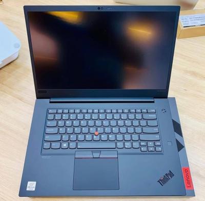 LENOVO THINKPADEXTREME/ I9-10885H/RAM 32GB DDR4/DISK 1TB SSD/GTX 1650TI 4GB/15.6 POUCE  4K TACTILE