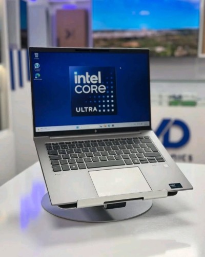 HP ZBOOK FIREFLY 14 G11/INTEL ULTRA 7-165H/32GB DDR5/1024GB NVEM/INTEL ARC PRO 4GB/14. pouce IPS FHD