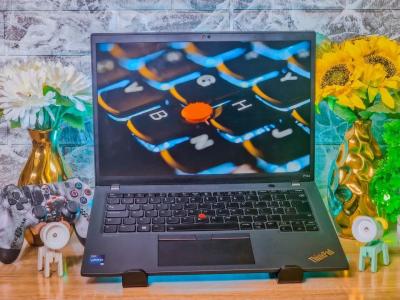 LENOVO THINKPAD P14S GEN 4 2024/I5-1340P 5GHZ/RAM 16GB DDR5/DISK 512GB SSD/NVIDIA RTX A500 4GB