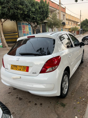 voitures-peugeot-207-2012-chiffa-blida-algerie