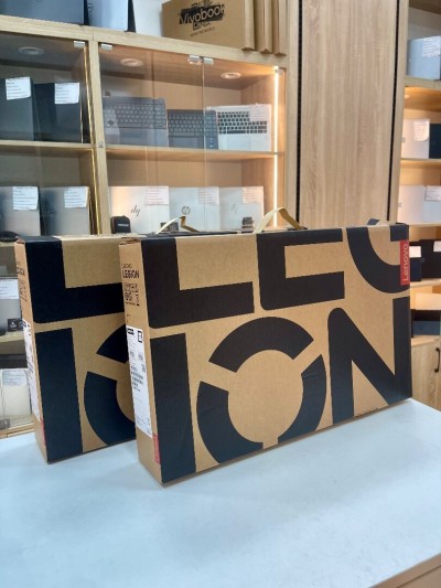 Lenovo Legion 5 i7-13650HX 24GB DDR5 1TB ssd NVIDIA GeForce RTX 5050