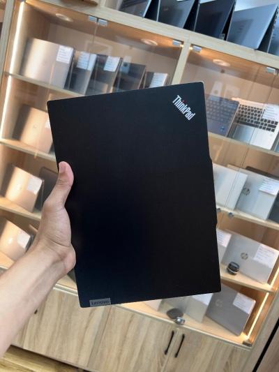 Lenovo Thinkpad E14 Gen 5 i7-1365U 16gb 256ssd