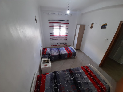 appartement-location-vacances-f3-mostaganem-algerie