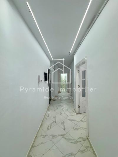 بيع شقة 4 غرف وهران بئر الجير