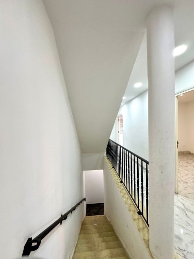 Location Local Oran Oran