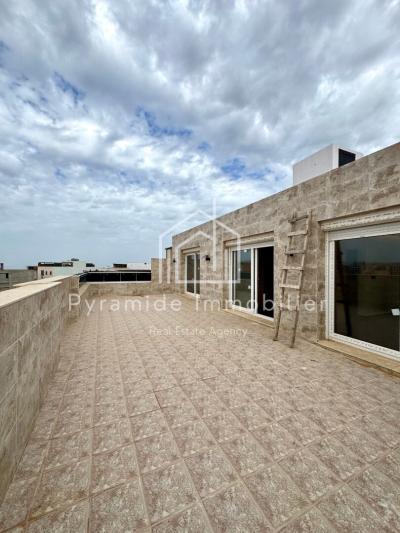 بيع شقة بنتهاوس وهران بئر الجير