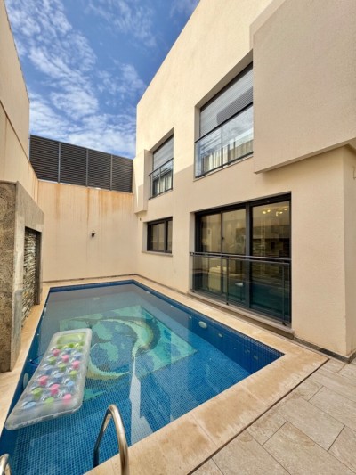 بيع فيلا وهران بئر الجير