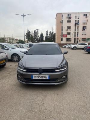 سيارة-صغيرة-volkswagen-polo-2019-carat-الرغاية-الجزائر