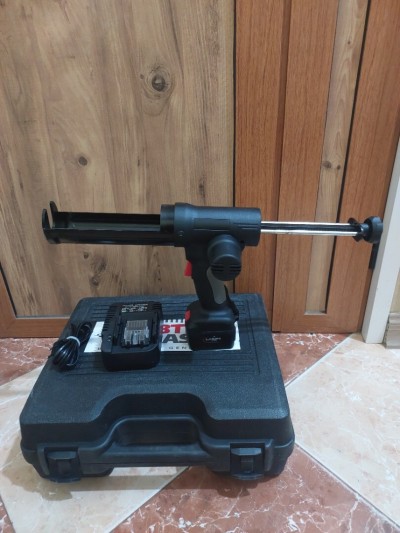 Pistolet à silicone SIRATON 14.4V (Haut Gamme)