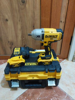 Clé à choc (Bouloneuse) Dewalt 18v 5Ah (Brushless)