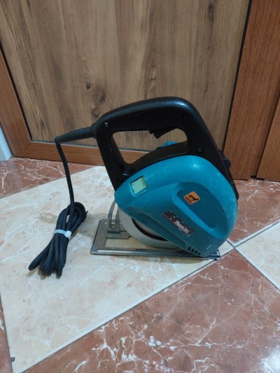 Scie circulaire Makita pour Métal (Japan)