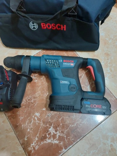 Perforateur Bosch SDS-MAX 18v 8Ah (BL-2021)