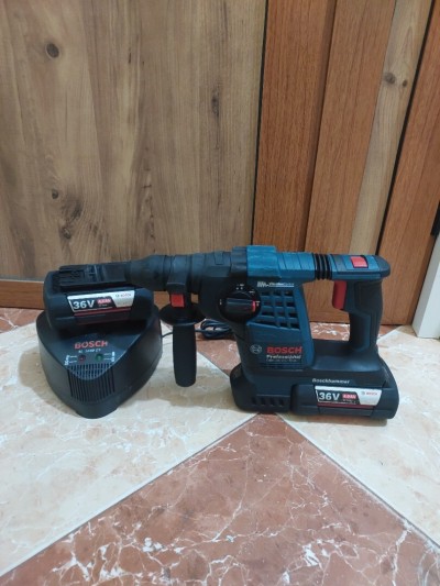 Perforateur Bosch 36v 4Ah (GERMANY - Brushless)