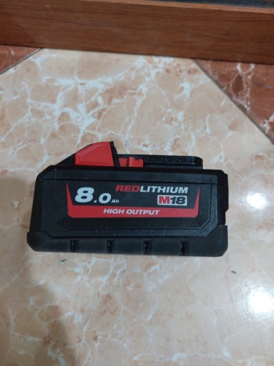 Batterie Milwaukee 18v 8Ah