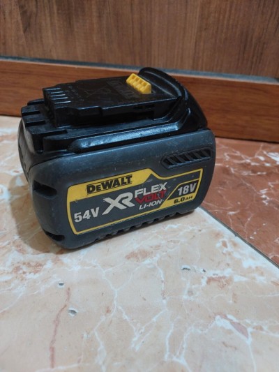 Batterie dewalt XR FLEX VOLT 18/54v 6Ah