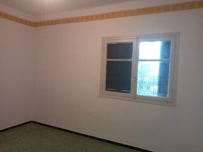 كراء شقة طابق فيلا 4 غرف الجزائر القبة