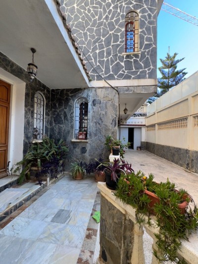 بيع فيلا الجزائر الأبيار