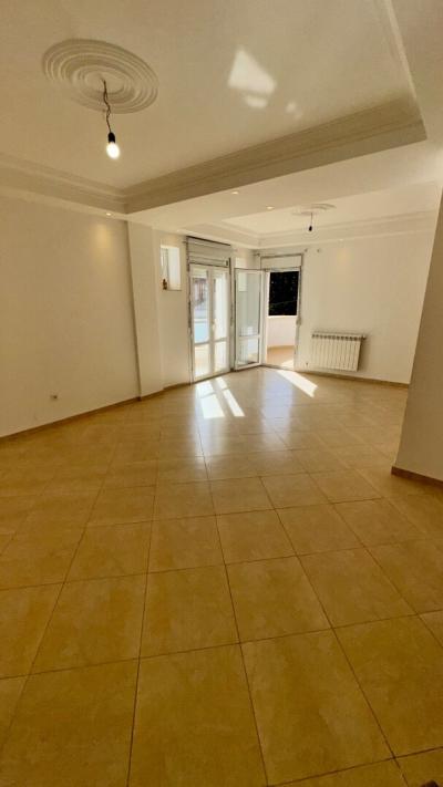 كراء شقة 4 غرف الجزائر بن عكنون