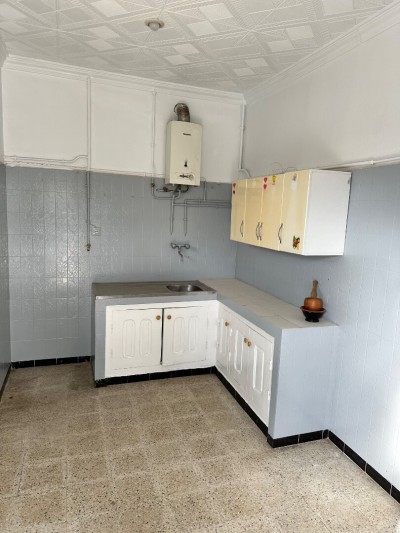 كراء شقة 3 غرف الجزائر بوزريعة