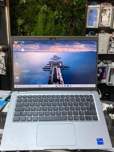 DELL LATITUDE 5440 I5 13th 16GB 256GB SSD 14 FHD