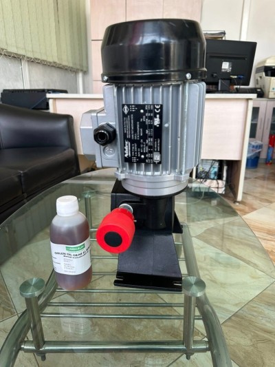 POMPES DOSEUSES A PISTON & AGITATEURS A TURBINE