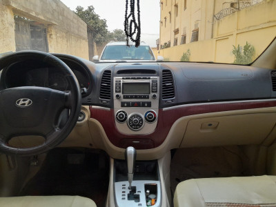 tout-terrain-suv-hyundai-santafe-2010-touggourt-algerie