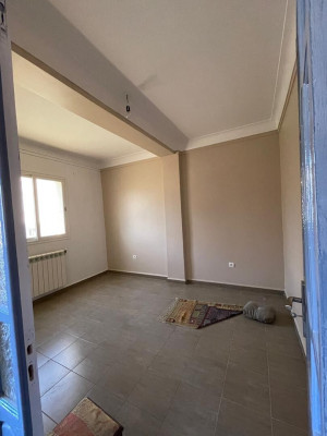 appartement-location-f4-alger-souidania-algerie